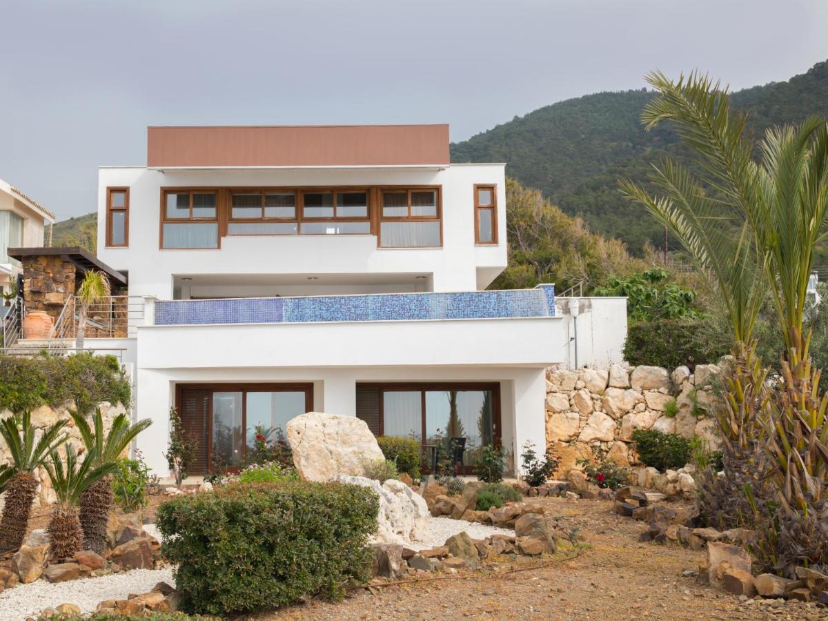 Villa Karavi بوموس المظهر الخارجي الصورة