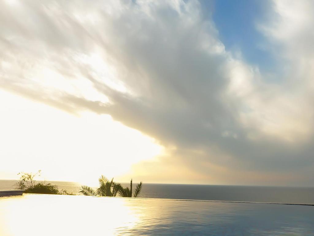 Villa Karavi بوموس المظهر الخارجي الصورة